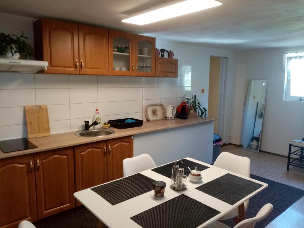 Podkrovni Apartman Tereza Rumburk Exterior foto